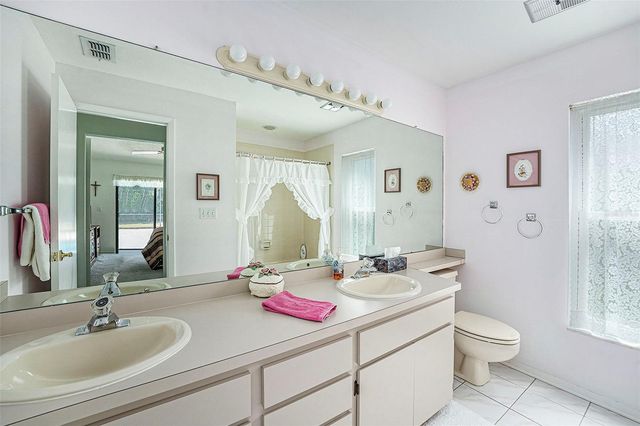 8615 CHADWICK DRIVE, Tampa, FL 33635