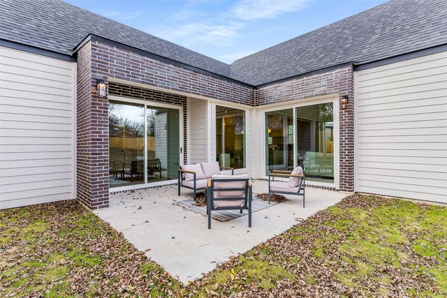 4610 Gracey Street, Dallas, TX 75216