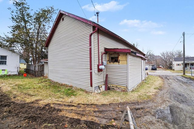 1215 Throop Street, Saginaw, MI 48602