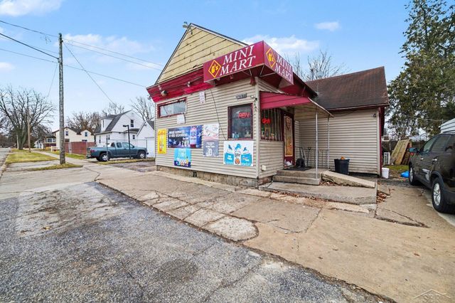 1215 Throop Street, Saginaw, MI 48602