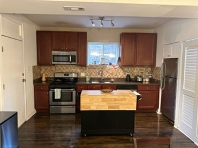 1650 N RICHMOND Street 2, Chicago, IL 60647