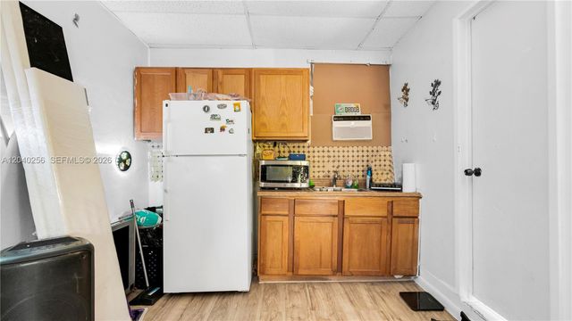 3145 Hollywood Blvd, Hollywood, FL 33021