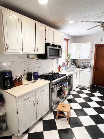 `146 Woodrow Ave, Boston, MA 02124