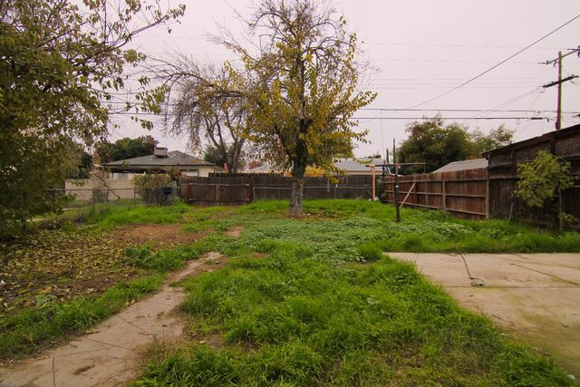 3539 E Mckenzie Avenue, Fresno, CA 93702