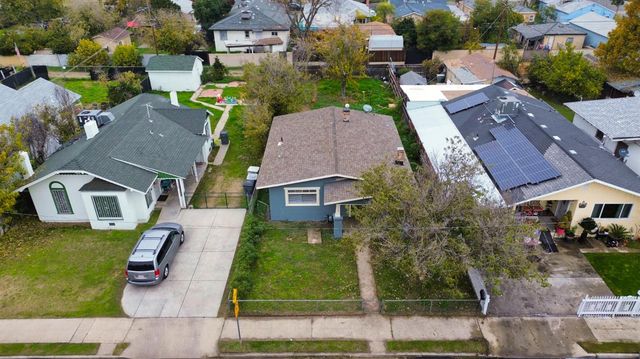 3539 E Mckenzie Avenue, Fresno, CA 93702