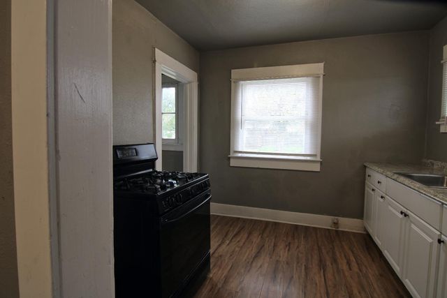 3539 E Mckenzie Avenue, Fresno, CA 93702