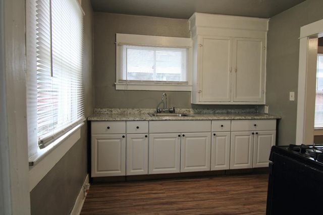 3539 E Mckenzie Avenue, Fresno, CA 93702