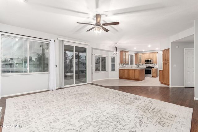 518 S PUEBLO Street, Gilbert, AZ 85233