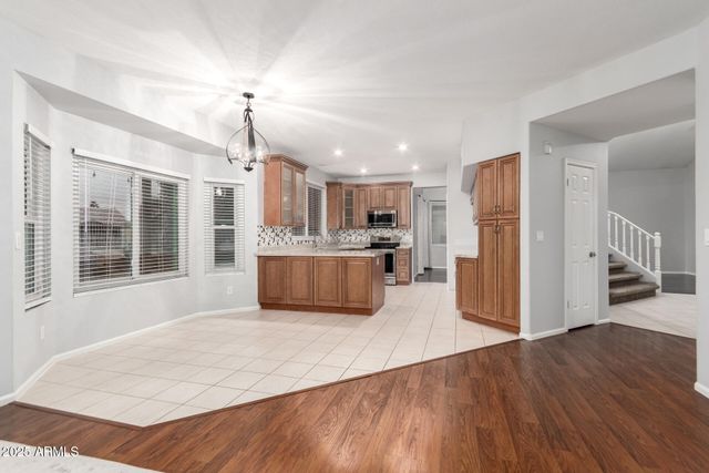 518 S PUEBLO Street, Gilbert, AZ 85233