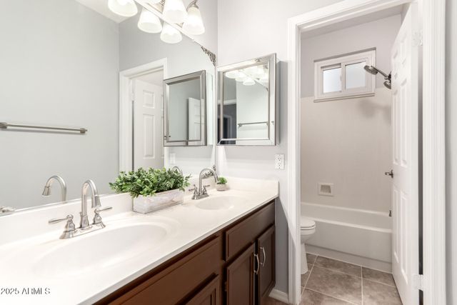 518 S PUEBLO Street, Gilbert, AZ 85233