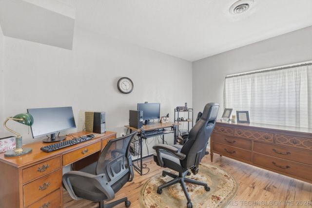 707 W Caddo Street, Cleveland, OK 74020
