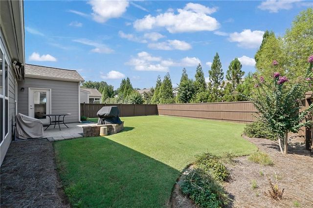 124 Wood Hollow Drive, Woodstock, GA 30188