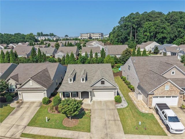 124 Wood Hollow Drive, Woodstock, GA 30188
