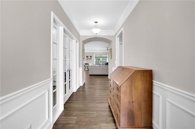 124 Wood Hollow Drive, Woodstock, GA 30188