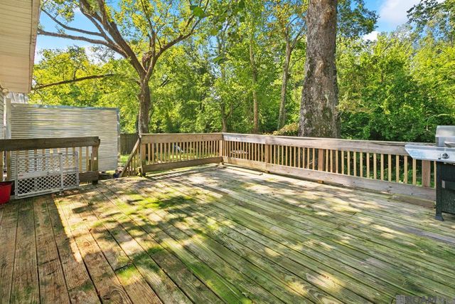 18069 Grace St, Prairieville, LA 70769