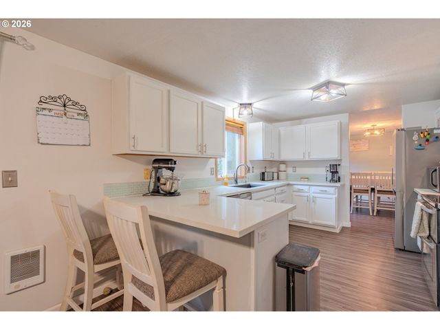 1965 BLACKTAIL Ln, Woodland, WA 98674