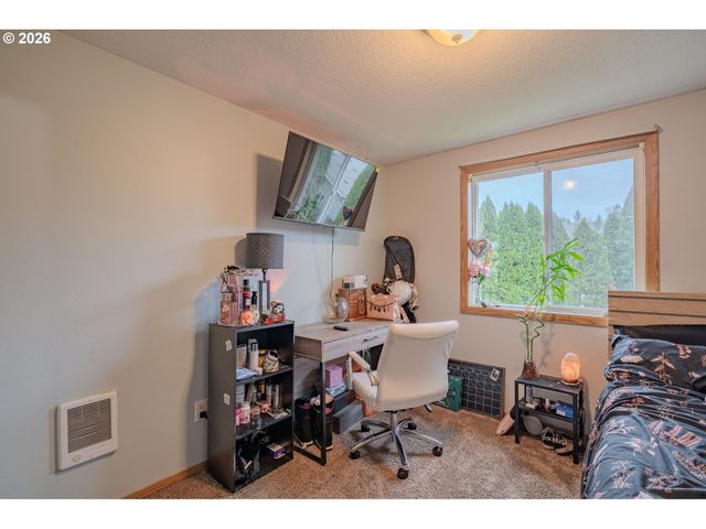 1965 BLACKTAIL Ln, Woodland, WA 98674