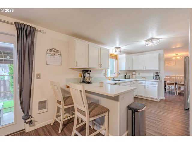 1965 BLACKTAIL Ln, Woodland, WA 98674