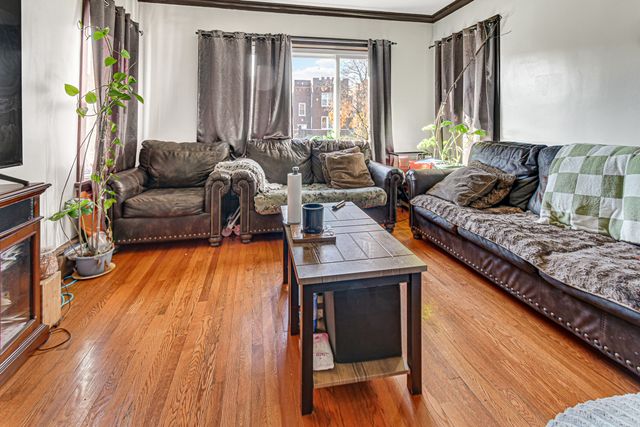 1651 N Mayfield Avenue, Chicago, IL 60639