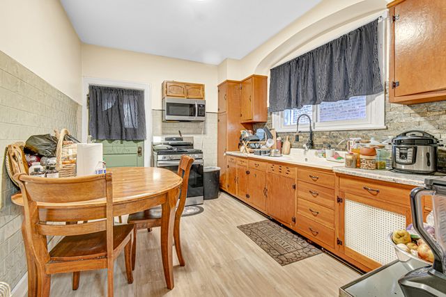 1651 N Mayfield Avenue, Chicago, IL 60639