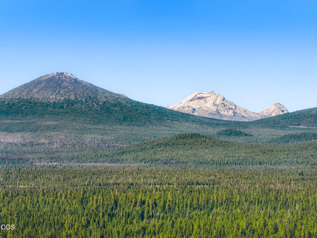 55377 Big River Drive, Bend, OR 97707