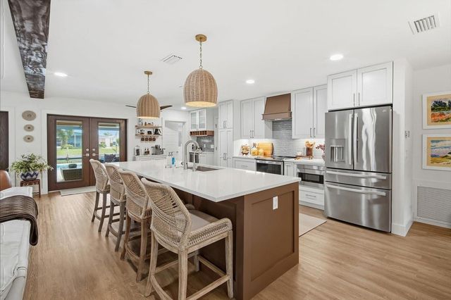 4511 BIMINI DRIVE, Bradenton, FL 34210