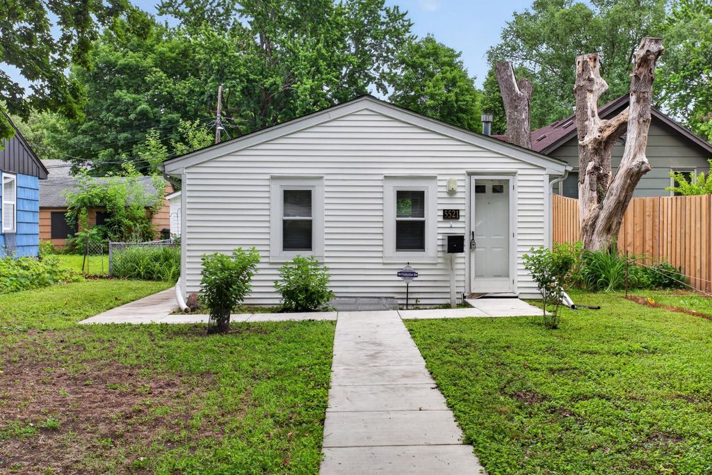 5521 34th Avenue S, Minneapolis, MN 55417