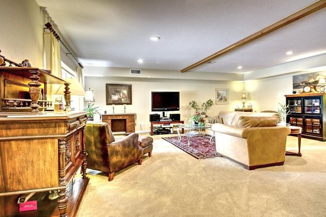 100 Springbrook Drive, Grants Pass, OR 97527