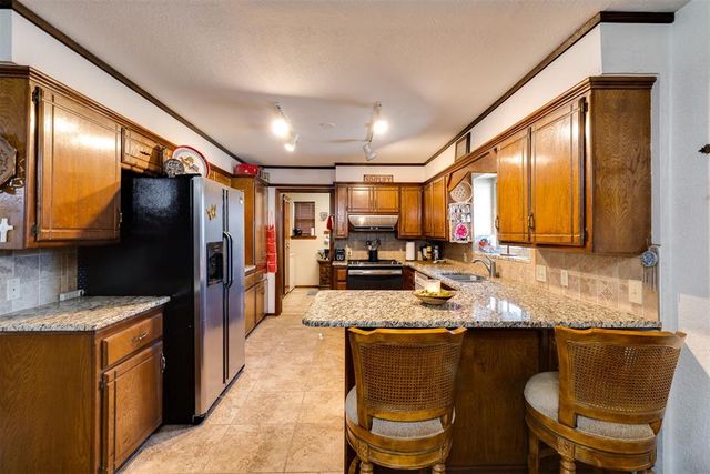 6400 E Etowah Road, Noble, OK 73068