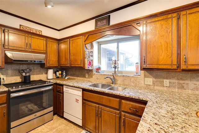 6400 E Etowah Road, Noble, OK 73068