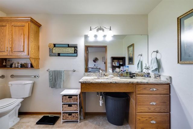 6400 E Etowah Road, Noble, OK 73068
