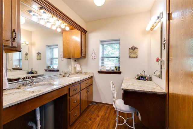 6400 E Etowah Road, Noble, OK 73068