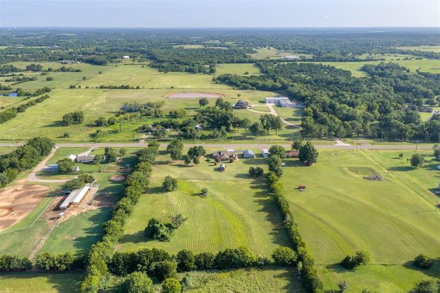 6400 E Etowah Road, Noble, OK 73068