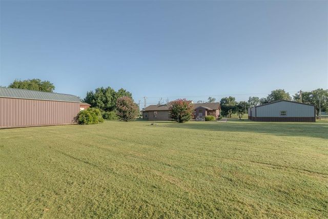 6400 E Etowah Road, Noble, OK 73068