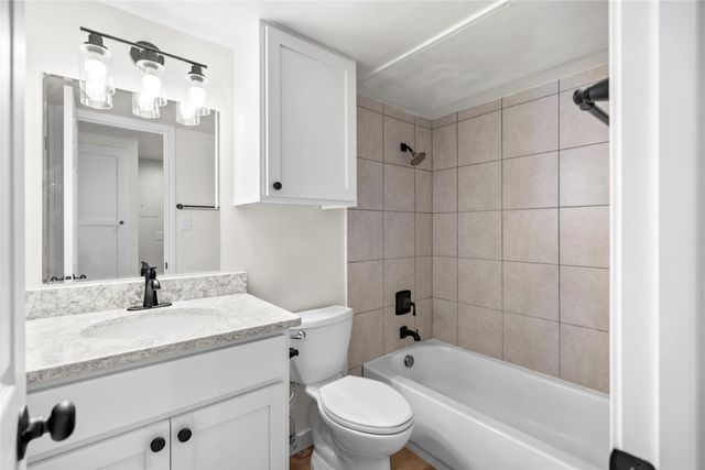 3819 Southway DR 208, Austin, TX 78704