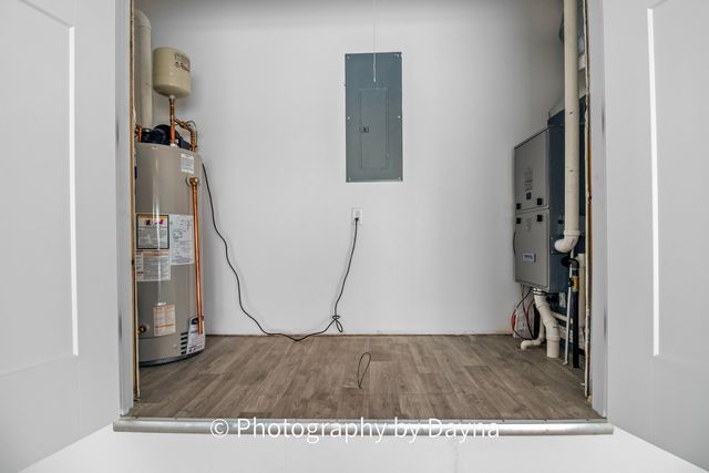 902 Lange Avenue, Beecher, IL 60401