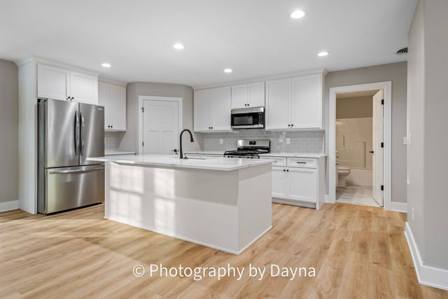 902 Lange Avenue, Beecher, IL 60401