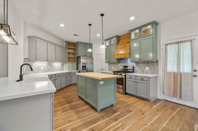 12340 Delta Timber Drive, Conroe, TX 77304