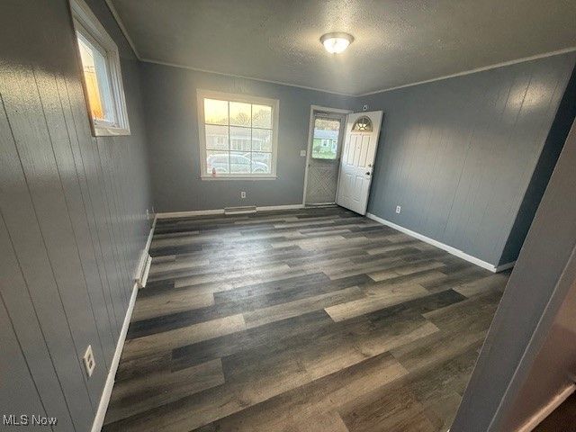 1325 Miami Avenue, Youngstown, OH 44505