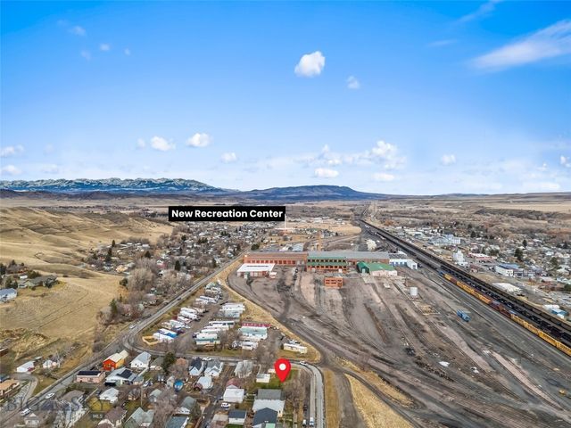 405 N C Street, Livingston, MT 59047