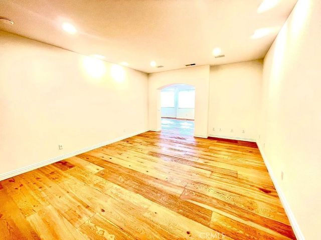 8058 Gilman Ct, La Jolla, CA 92037