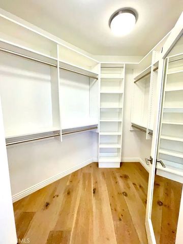 8058 Gilman Ct, La Jolla, CA 92037