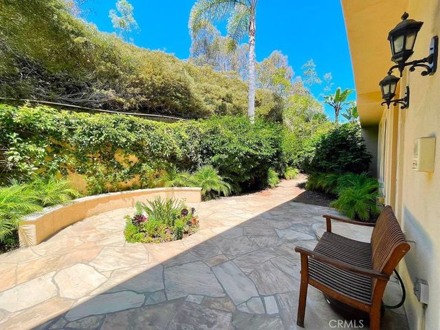 8058 Gilman Ct, La Jolla, CA 92037