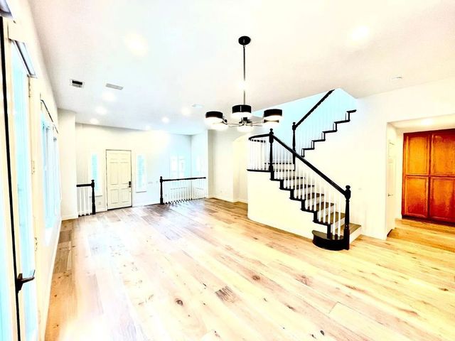 8058 Gilman Ct, La Jolla, CA 92037