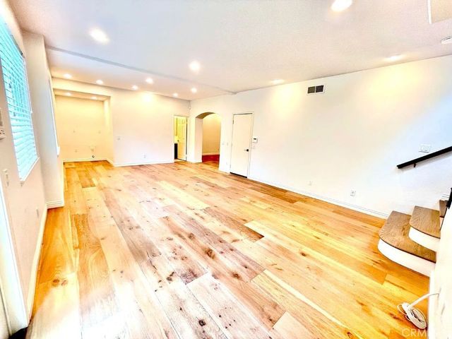 8058 Gilman Ct, La Jolla, CA 92037