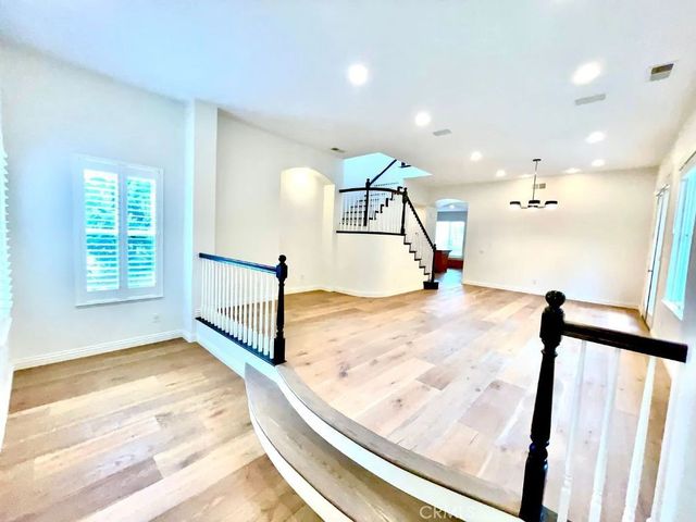 8058 Gilman Ct, La Jolla, CA 92037