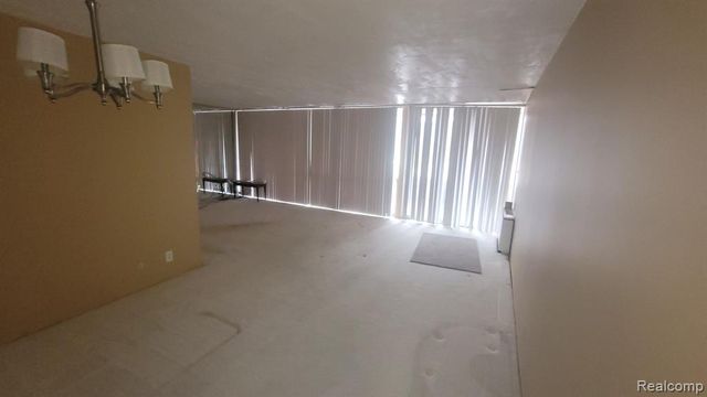 1917 Orleans Street 49, Detroit, MI 48207