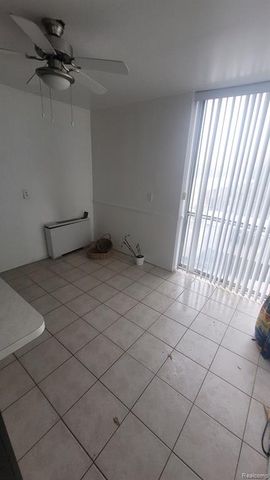 1917 Orleans Street 49, Detroit, MI 48207
