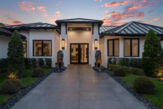 17872 W Fieldbrook Circle W, Boca Raton, FL 33496