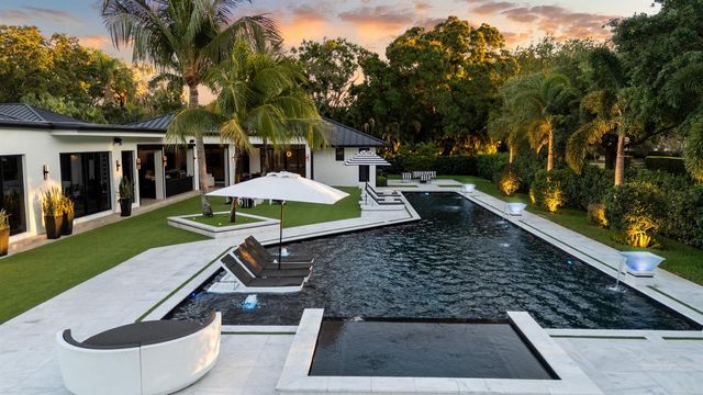17872 W Fieldbrook Circle W, Boca Raton, FL 33496